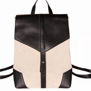 EUC Deux Lux Demi Backpack with BONUS crossbody & coin purse